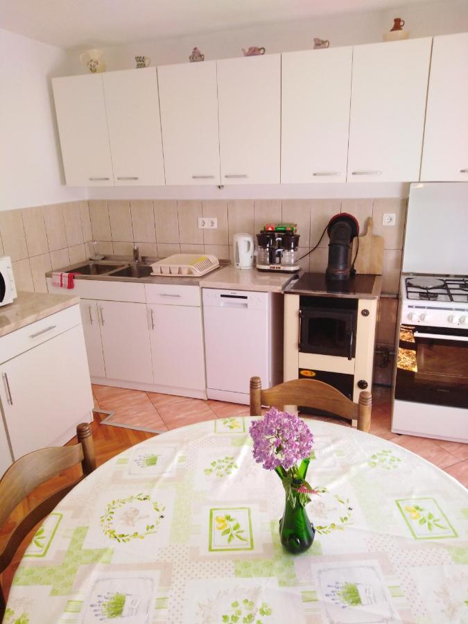 Ferienwohnung Apartman Paulina Selce Exterior foto
